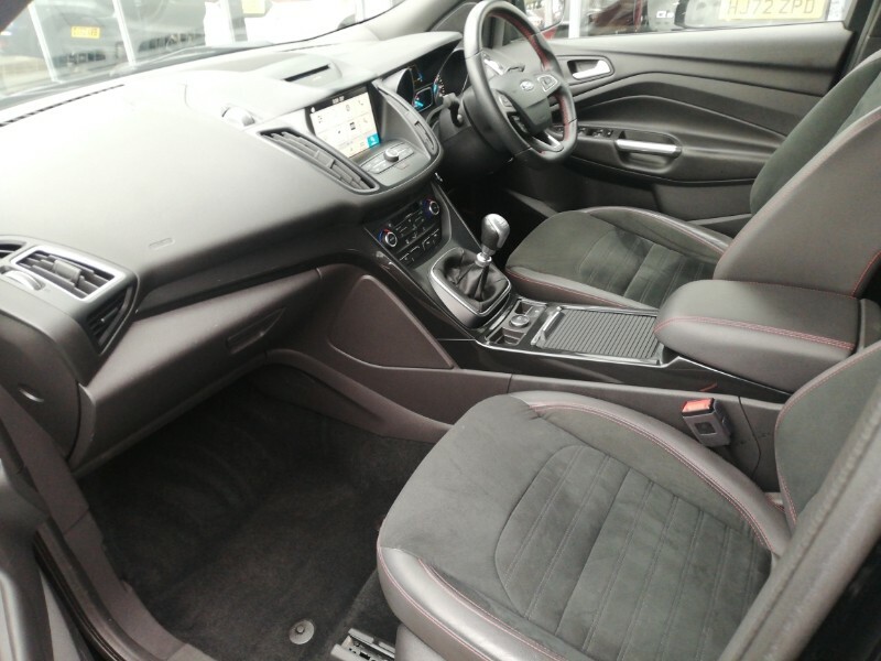 Ford Kuga 1.5 Ecoboost St-line 2Wd Black #5