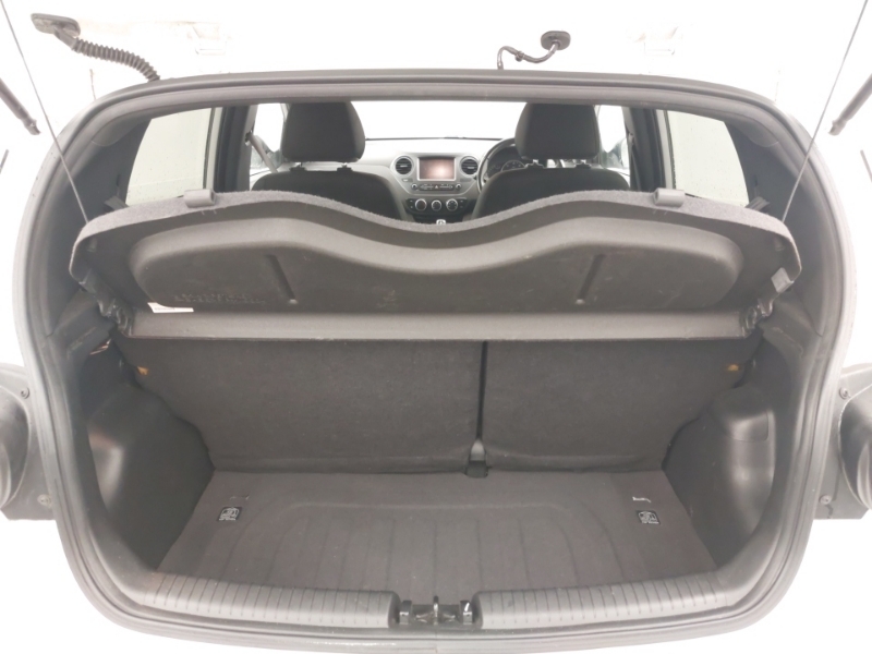 Hyundai I10 I10 Go Se White #18