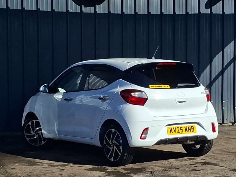 Hyundai I10 1.0 63 Premium Nav KV25WNB White #2
