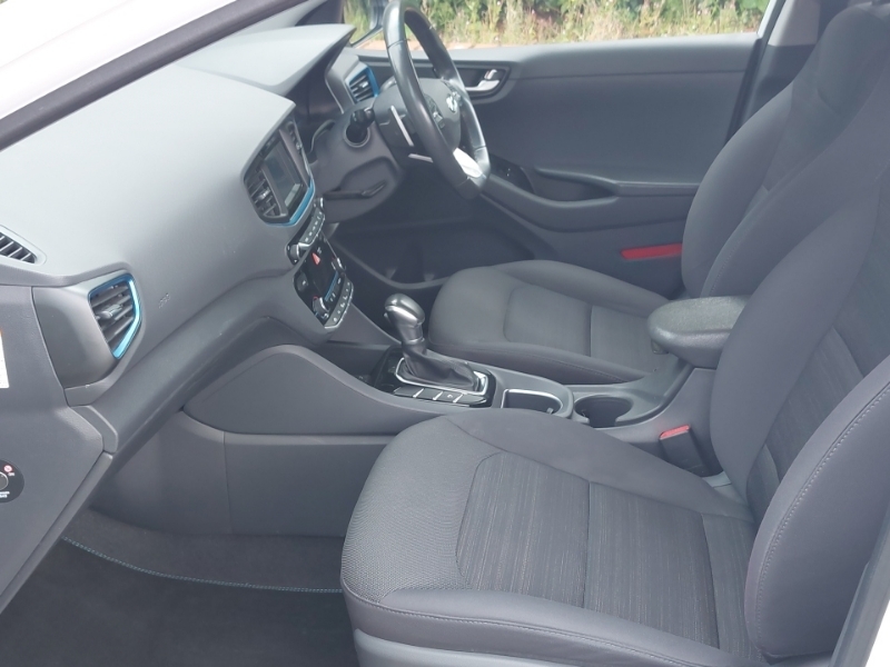 Hyundai Ioniq 1.6 Gdi Hybrid Se Dct White #5