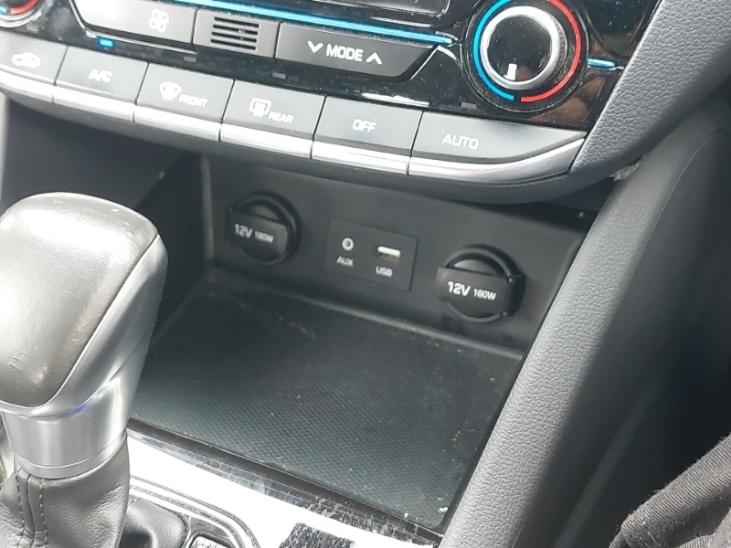 Hyundai Ioniq First Edition Black #15