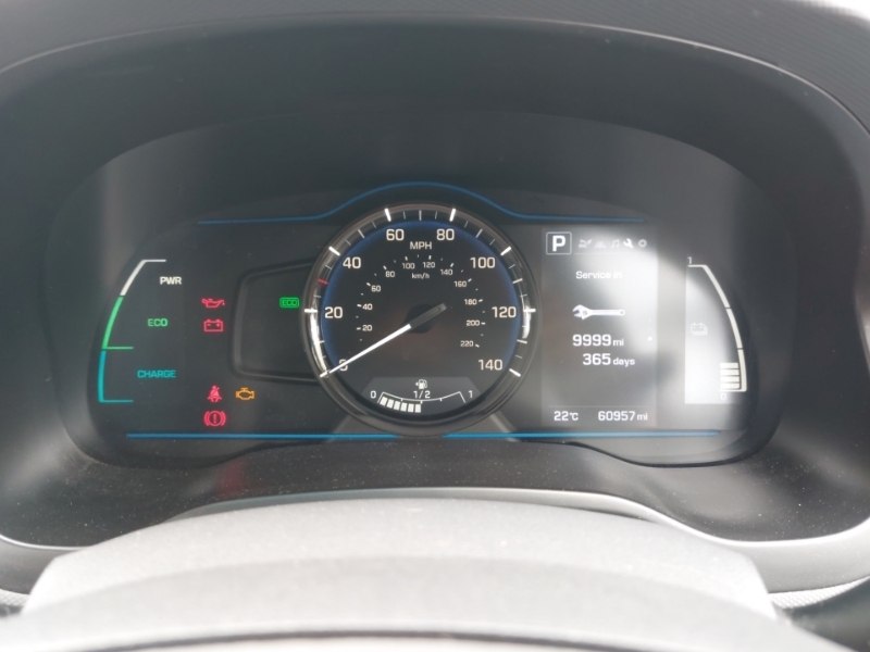 Hyundai Ioniq First Edition Black #10