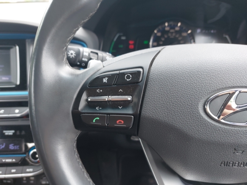 Hyundai Ioniq First Edition Black #12
