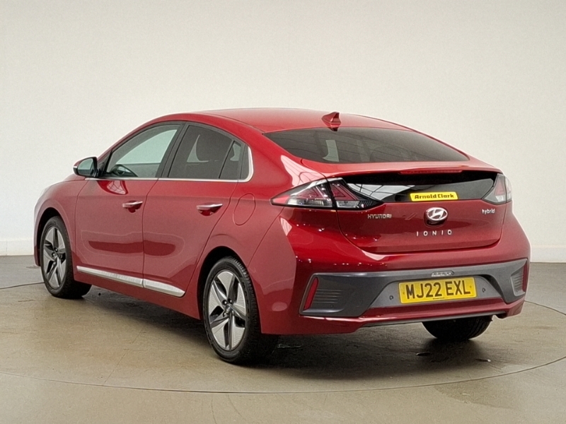 Hyundai Ioniq 1.6 Gdi Hybrid Premium Se Dct Red #2
