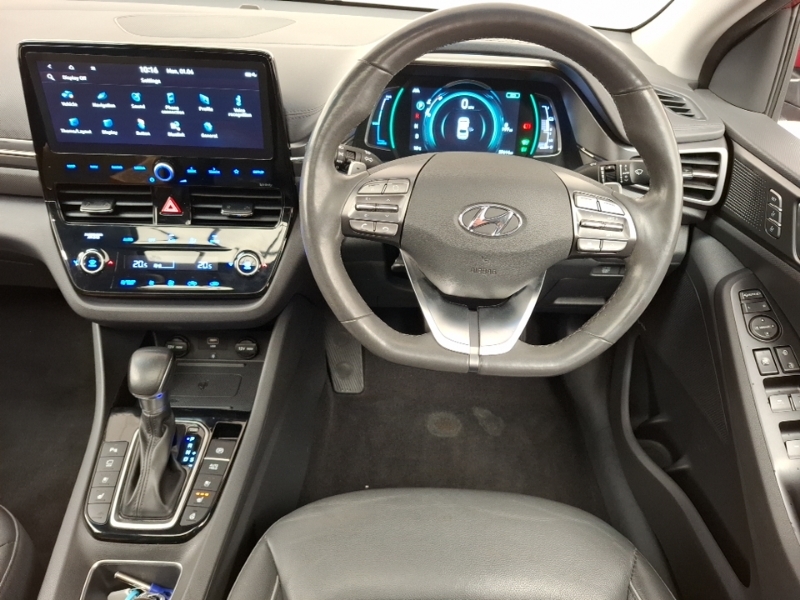 Hyundai Ioniq Hatchback Black #8