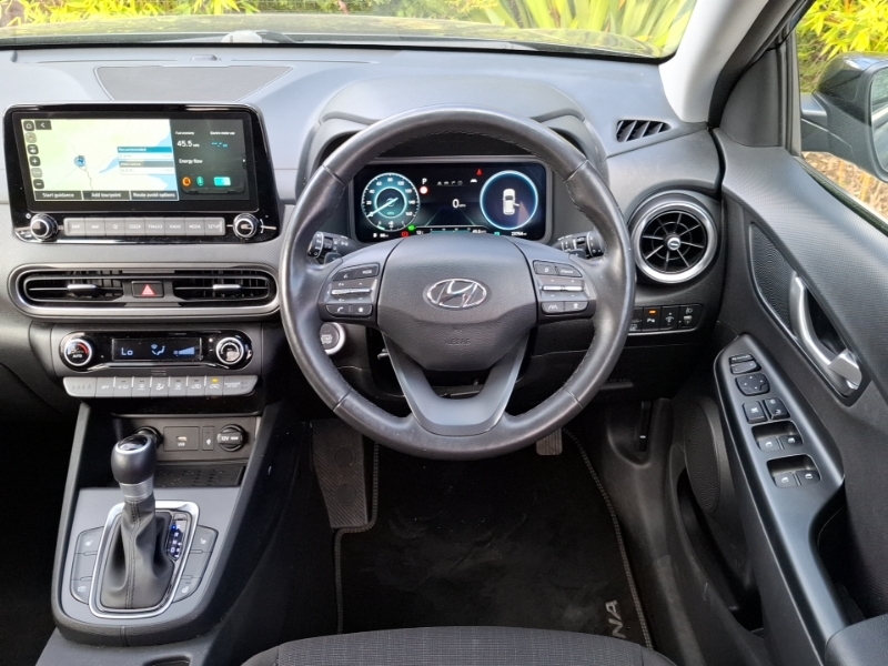 Hyundai Kona Premium Red #7