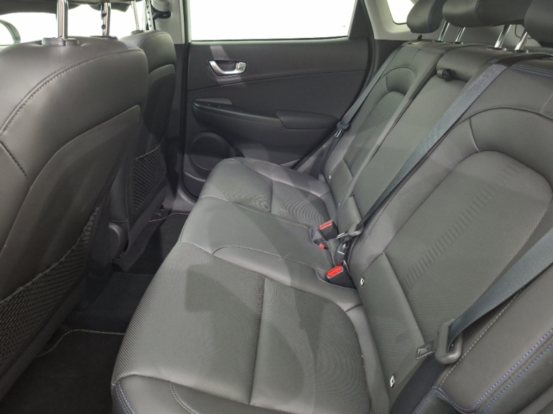 Hyundai Kona 150Kw Ultimate 64Kwh White #6