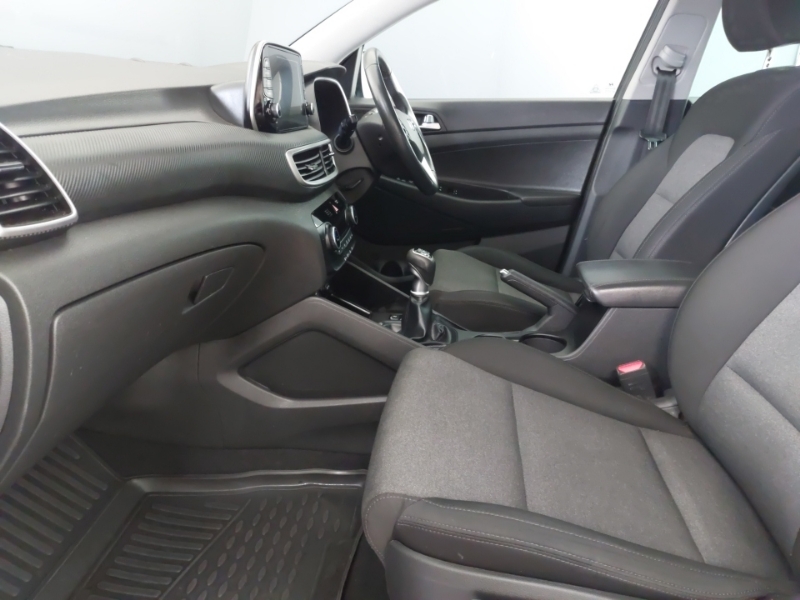 Hyundai Tucson 1.6 Gdi Se Nav 2Wd Black #5