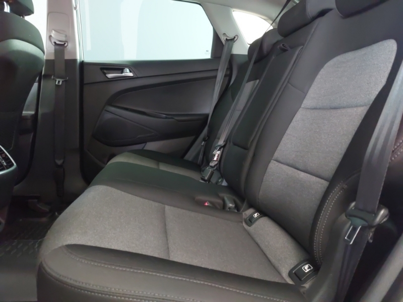 Hyundai Tucson 1.6 Gdi Se Nav 2Wd Black #6
