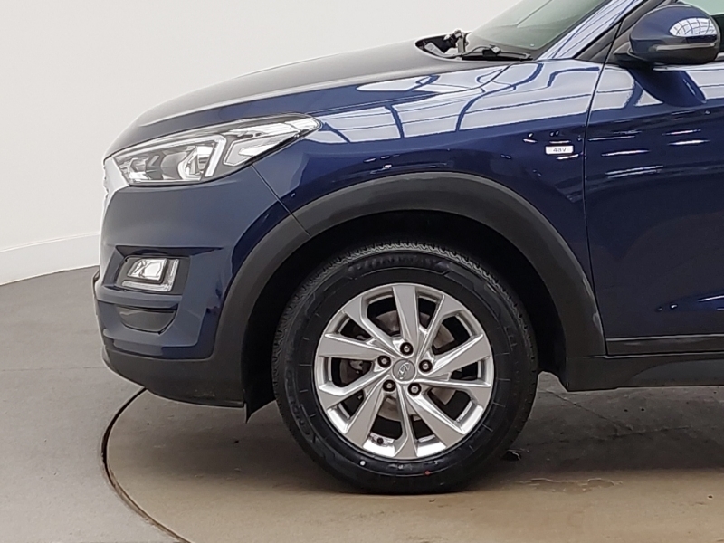 Hyundai Tucson 1.6L Premium Red #19