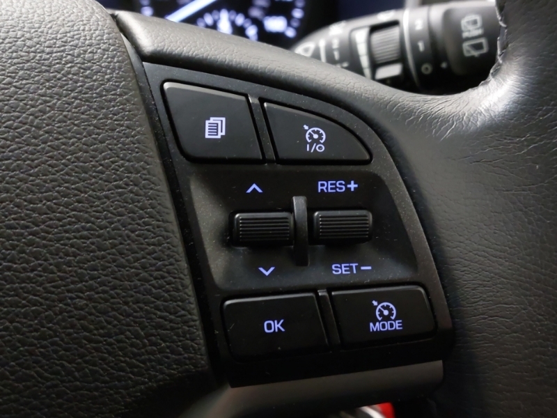 Hyundai Tucson 1.6L Premium Red #13
