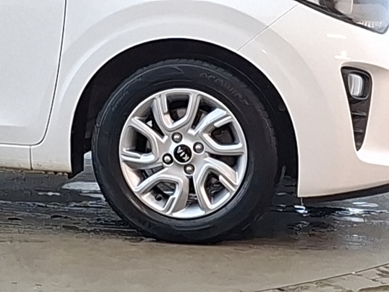 Kia Picanto Picanto X-line S White #20