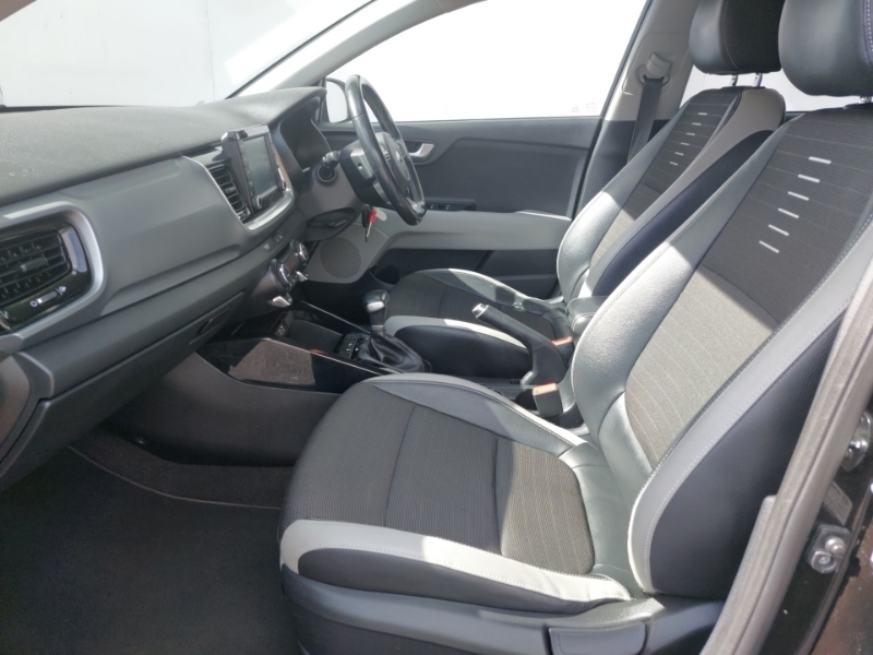 Kia Stonic 1.0T Gdi 3 Black #5