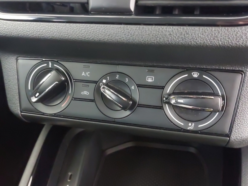 Skoda Kamiq Se L Executive Silver #15