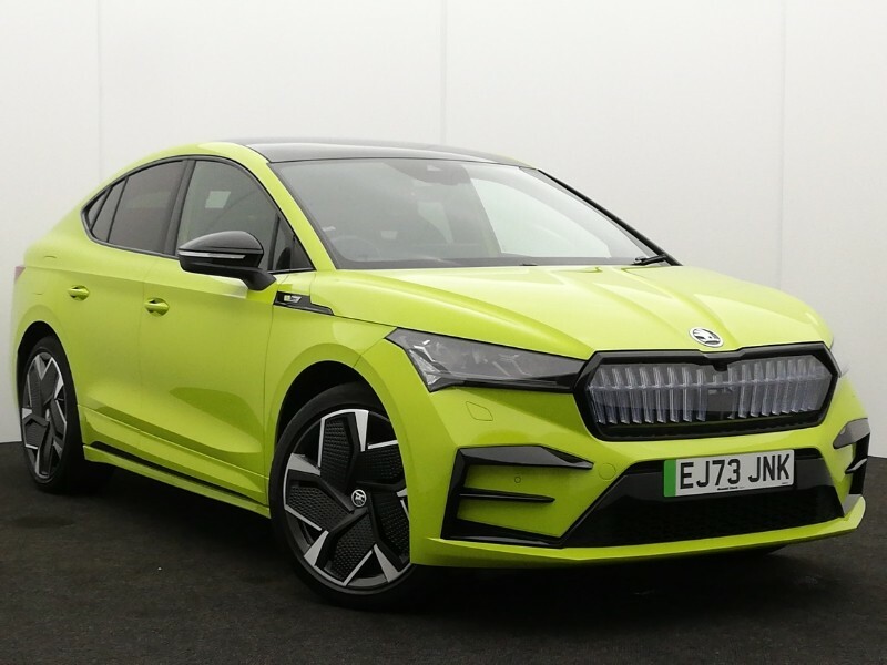 Skoda ENYAQ 220Kw Vrs 82Kwh 4X4 Maxx Green