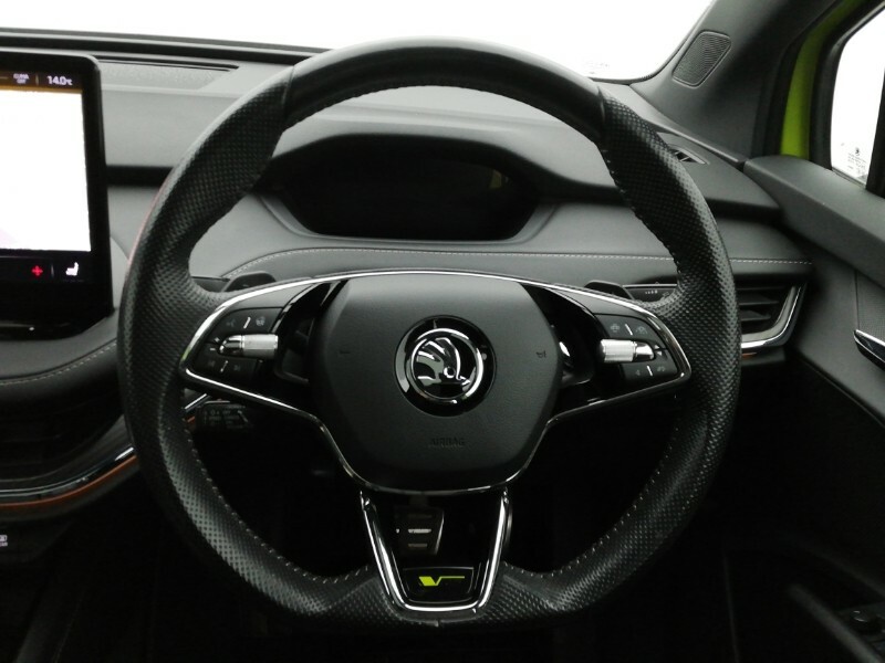 Skoda ENYAQ Suv Black #11
