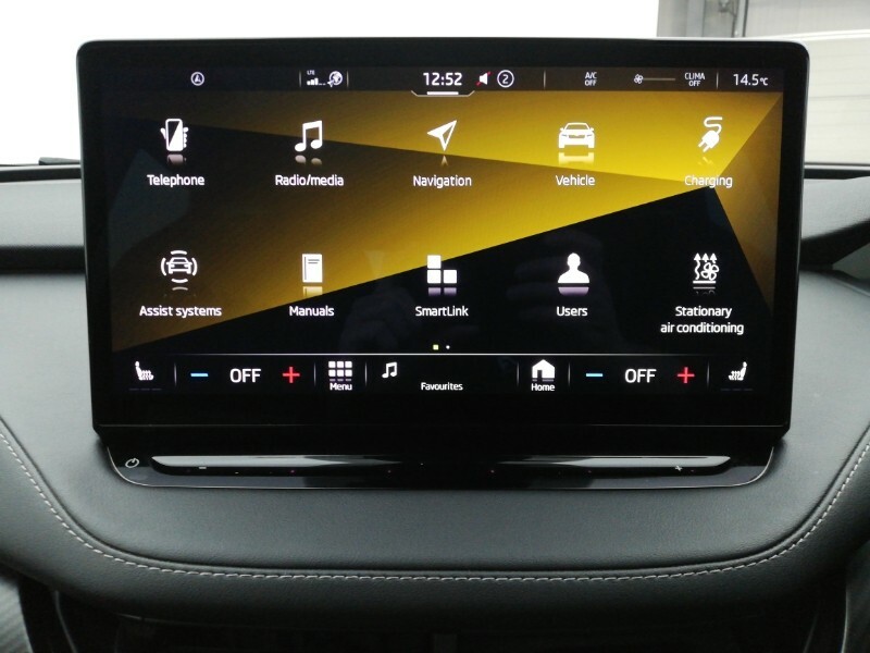 Skoda ENYAQ Suv Black #17