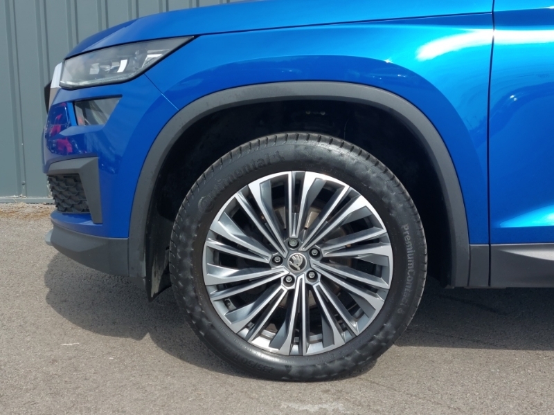 Skoda Kodiaq Se L Executive White #19
