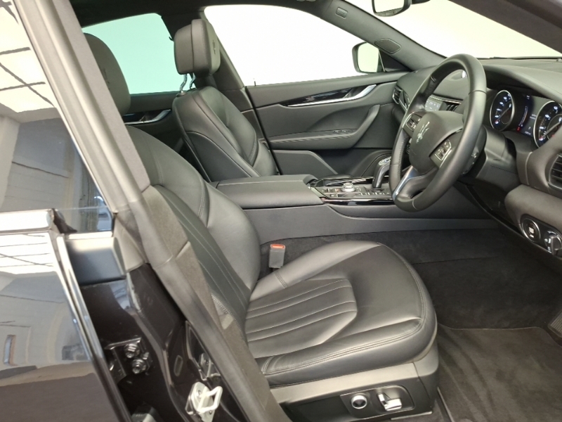 Maserati Levante V6 5dr Auto Black #6