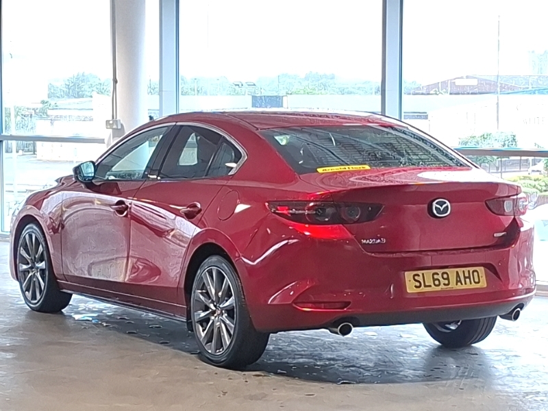 Mazda 3 1.8 Skyactiv-d Sport Lux Red #2