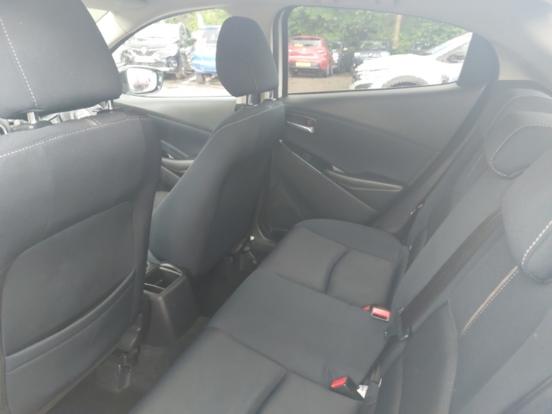Mazda 2 1.5 E-skyactiv G Mhev Sport White #6