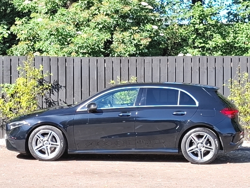 Mercedes-Benz 200 A D Amg Line Executive Hatchback Black #4