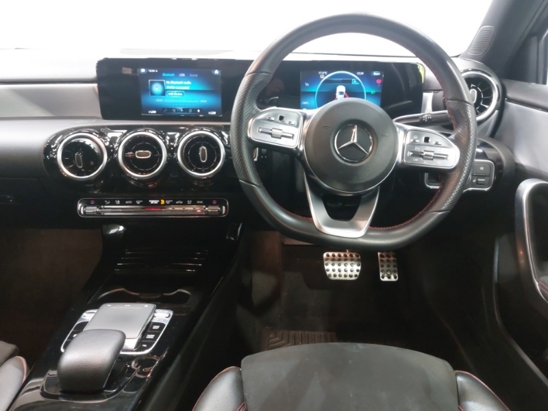 Mercedes-Benz A Class A180 Amg Line Premium White #8
