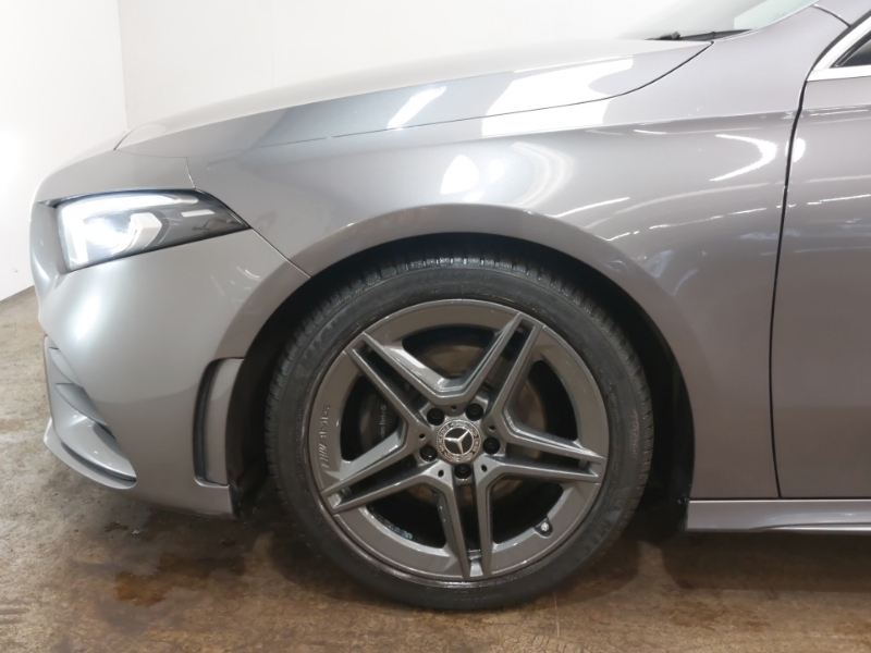 Mercedes-Benz A Class A180 Amg Line Premium White #19