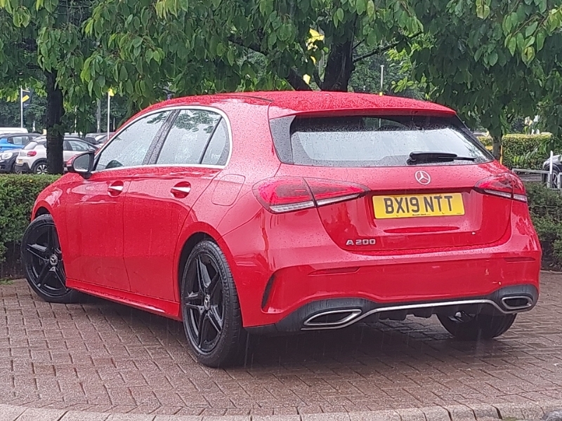 Mercedes-Benz A Class A200 Amg Line Red #2