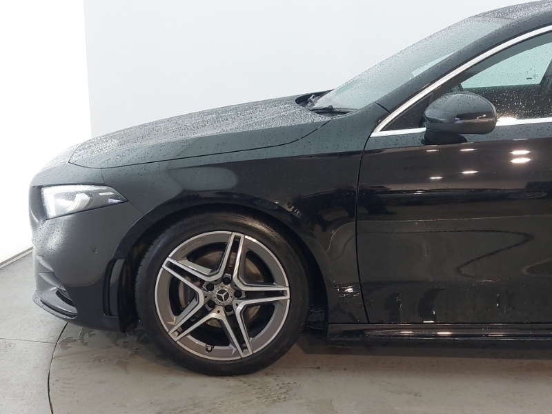 Mercedes-Benz A Class 1.3L Amg Line A180  #19