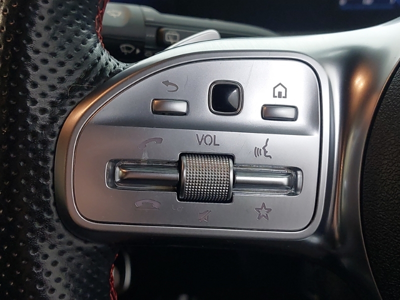 Mercedes-Benz A Class 1.3L Amg Line A180  #12