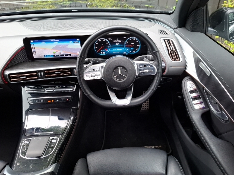 Mercedes-Benz EQC Amg Line White #8