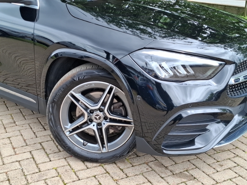 Mercedes-Benz GLA Class Gla 200 Amg Line Premium Plus Blue #19