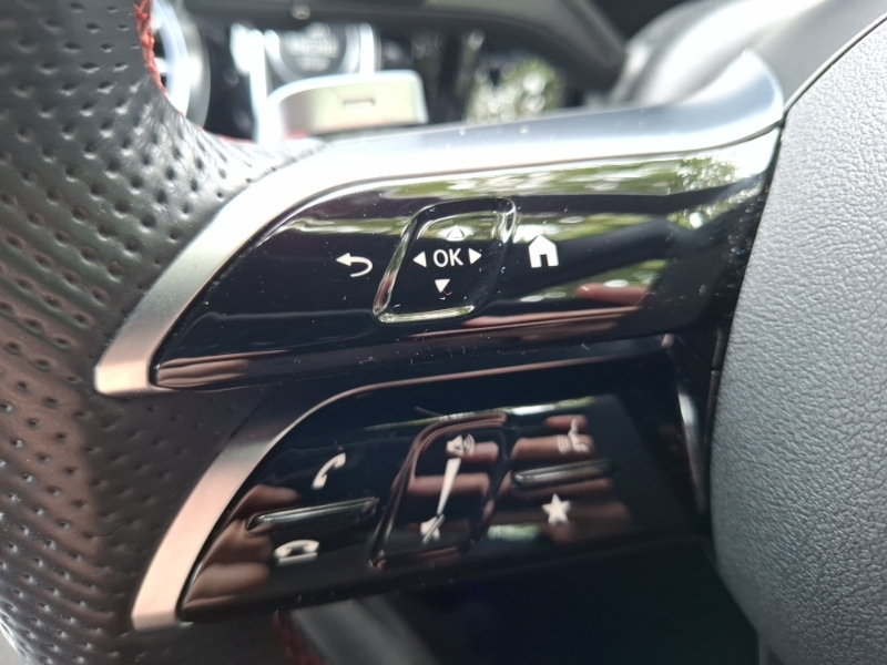 Mercedes-Benz GLA Class Gla 200 Amg Line Premium Plus Blue #13