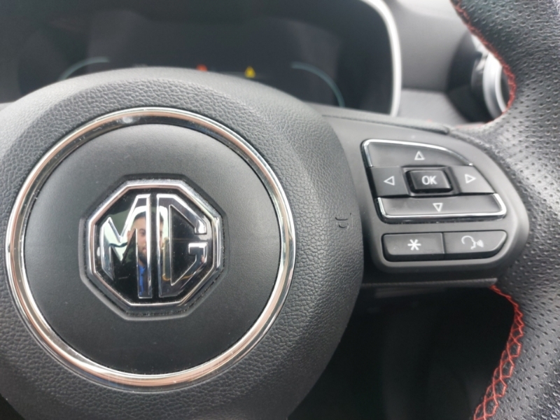 MG ZS 1.0T Gdi Zs Exclusive Dct Black #13