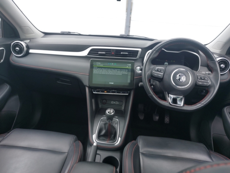 MG ZS 1.0T Gdi Exclusive Black #3