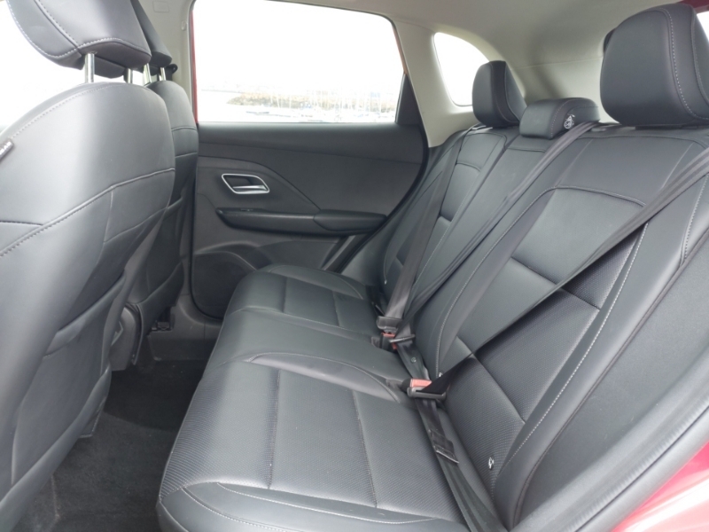 MG ZS 1.5 Hybrid Trophy Red #6