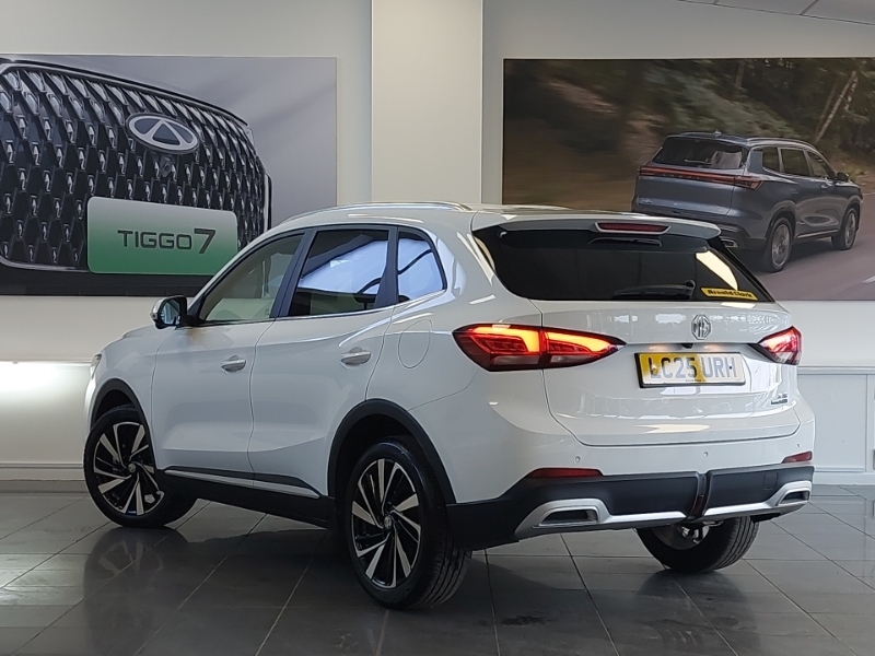 MG ZS 1.5 Hybrid Trophy LC25URH White #2