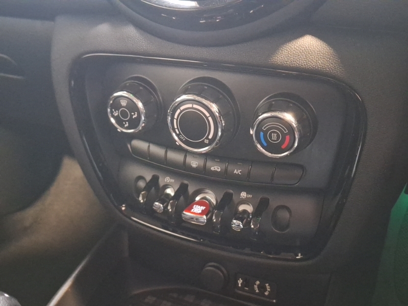 Mini Clubman 2.0 Cooper D 6Dr Black #16