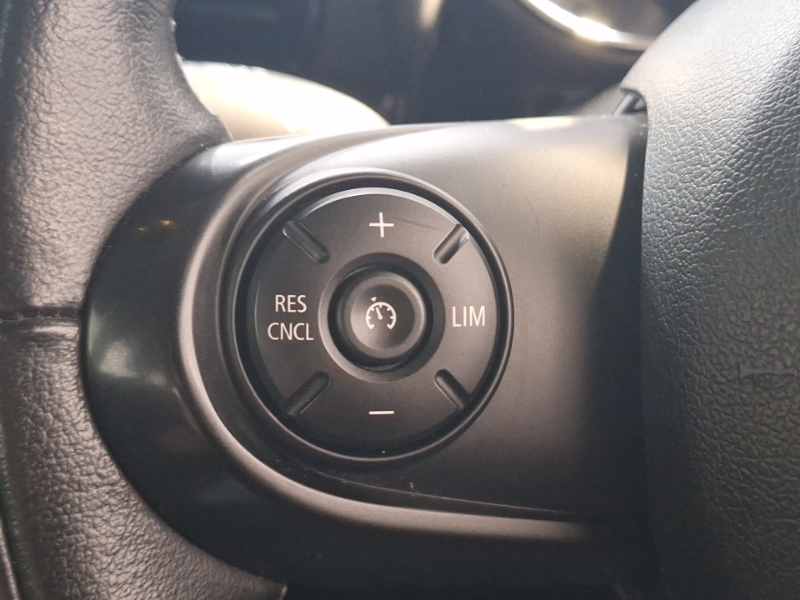 Mini Clubman 2.0 Cooper D 6Dr Black #12