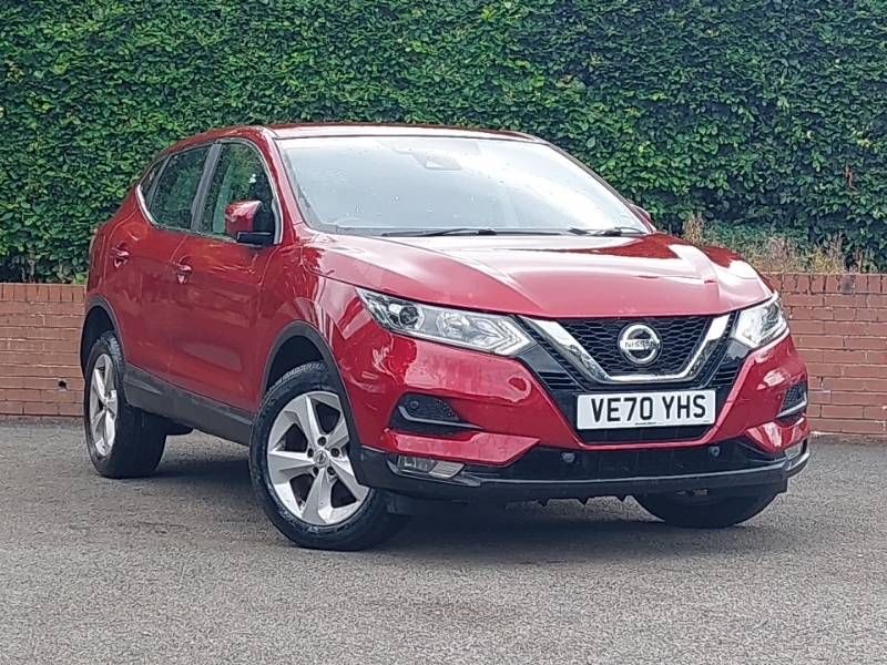 Nissan Qashqai 1.3 Dig-t Acenta Premium Red