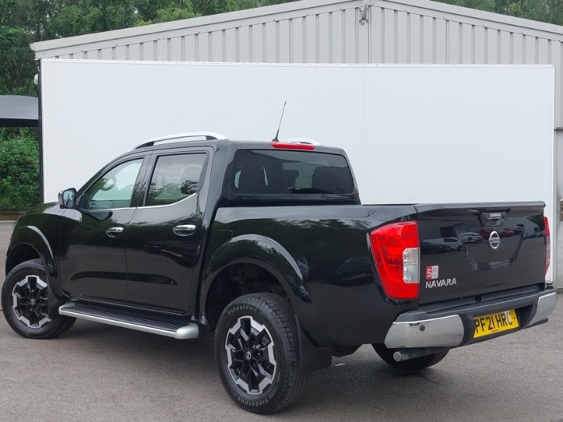 Nissan Navara Double Cab Pick Up Tekna 2.3Dci 190 Tt 4Wd Black #2