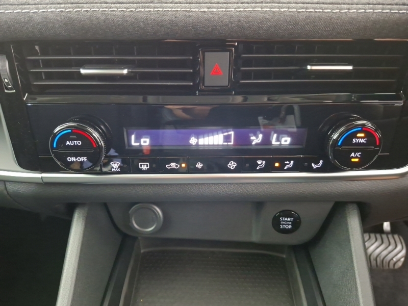 Nissan Qashqai Acenta Premium #14