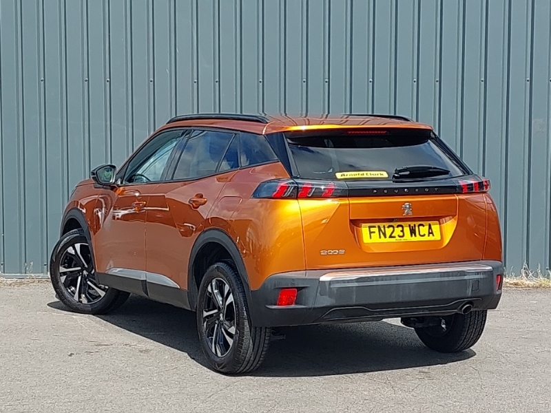 Peugeot 2008 1.2 Puretech 130 Allure Premium FN23WCA Orange #2