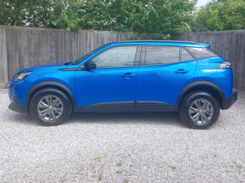 Peugeot 2008 1.2 Puretech Active Premium Blue #4