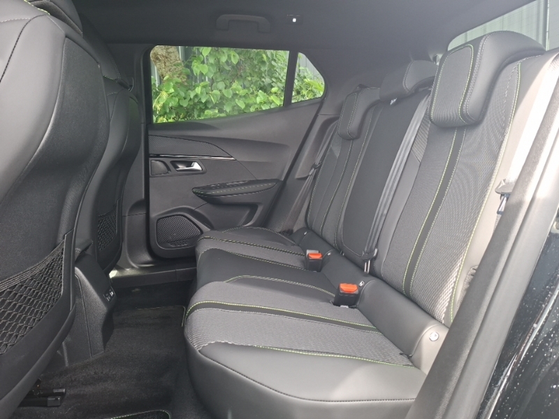 Peugeot 2008 1.2 Hybrid 136 Gt E-dsc6 Black #6