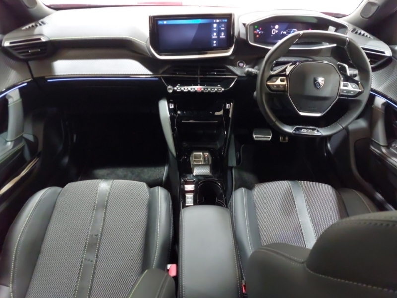 Peugeot 2008 1.2 Hybrid 145 Gt E-dsc6 Red #3