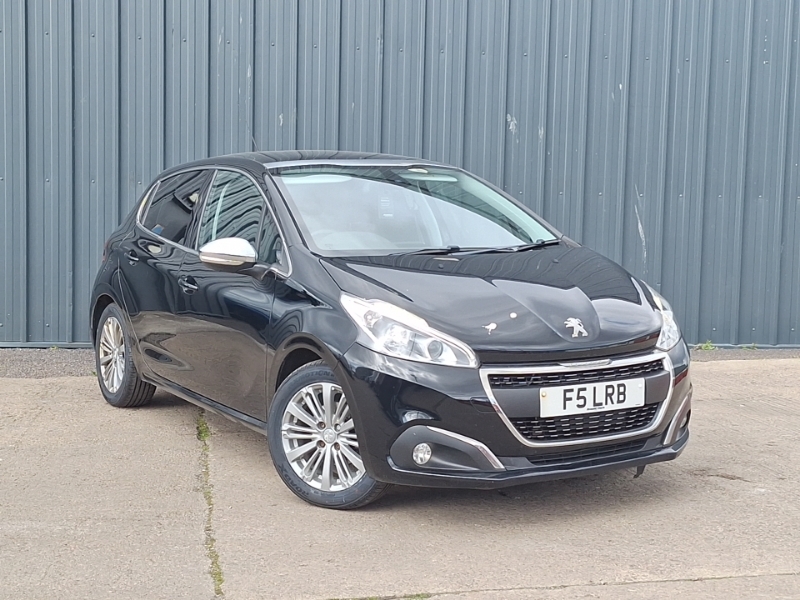 Peugeot 208 1.2 Puretech 82 Allure Black