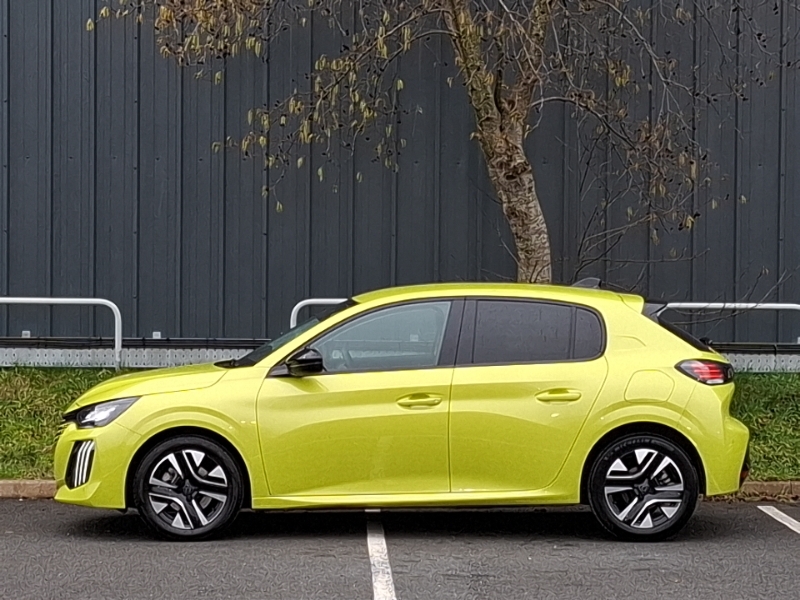 Peugeot 208 1.2 Puretech 100 Allure SB25VOY Yellow #4