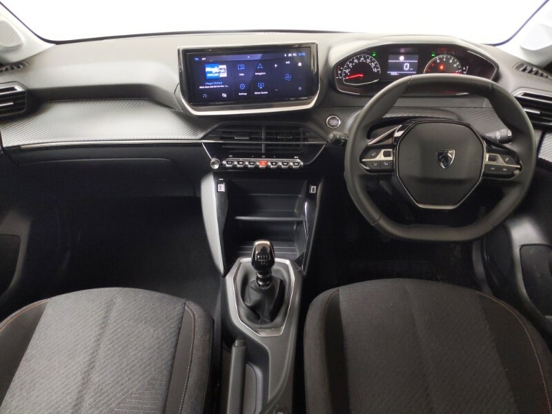 Peugeot 208 1.2 Puretech 100 Style Black #3